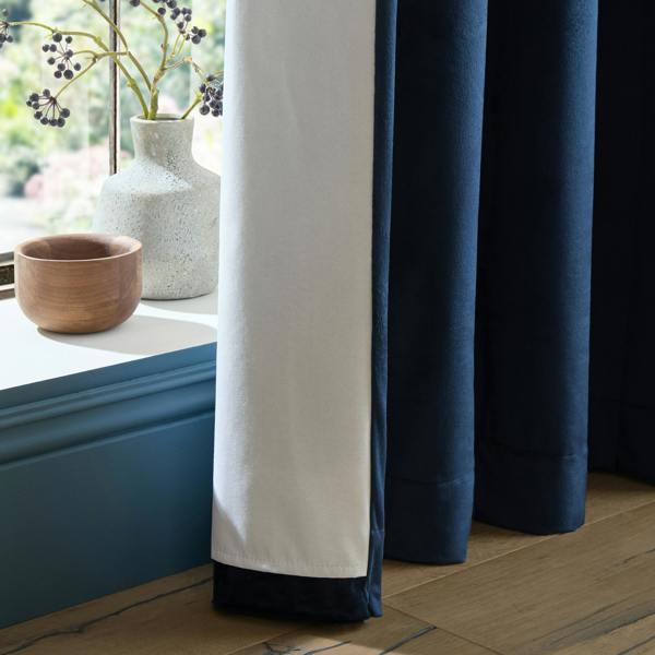 Catherine Lansfield Super Thermal Blackout Matt Velour Eyelet Curtains Navy Blue