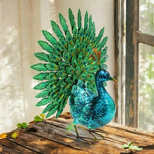 EDH Door Hardware Vibrant Emerald Peacock (48cm x 43cm x 21cm) – Handcrafted Decorative Peacock Garden Ornament Farmyard Statue
