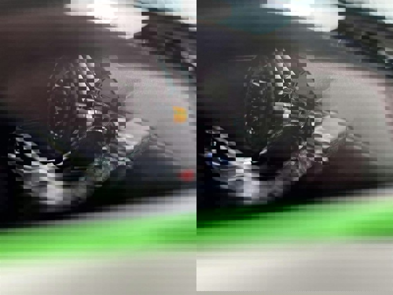 aston martin vantage v12  bathurst 12 hr endurance race 2015 1:18 autoart 81506