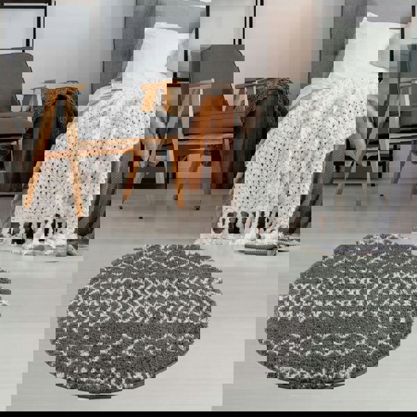 Moroccan dark grey shaggy rug non-shedding, pet-friendly, and easy to clean