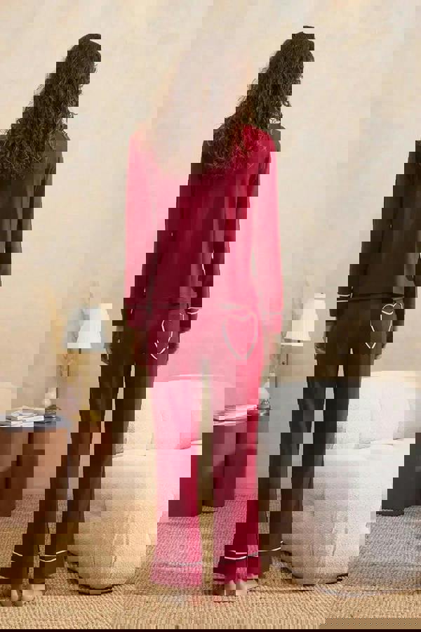 WOVCOR 2-Piece Viscose Knit Pajama Set with Heart Detail and Piped Design