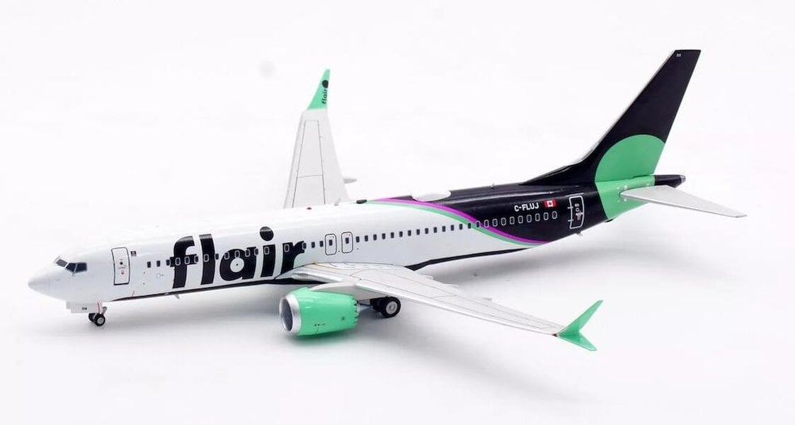 MCSlots Flair Airlines Boeing 737-8 MAX C-FLUJ With Stand 1:200 Inflight200 IF738MF80624