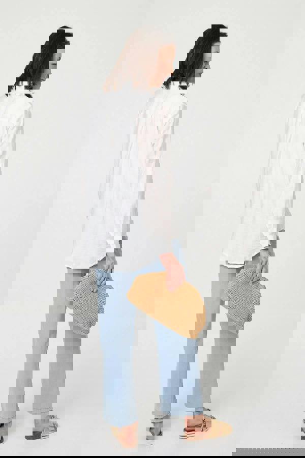 White | Button-Up Curve Hem Relaxed Shirt