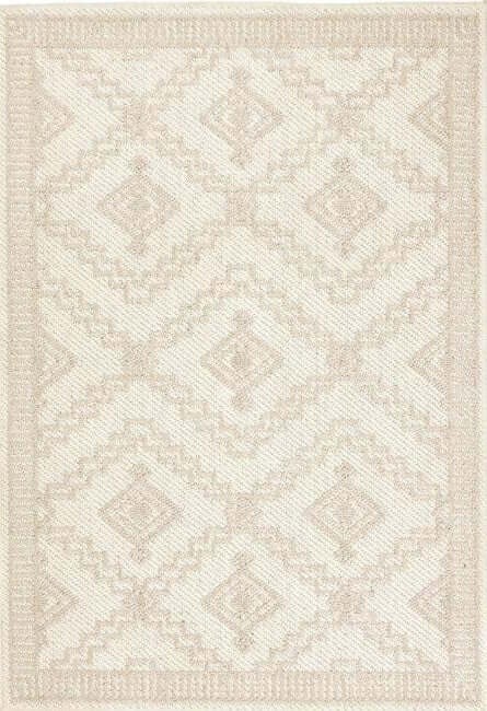 The Rustic Rug Diamond Design: Polyester Pile for Any Room