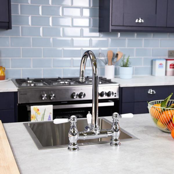 Flode klas | Traditional Bridge Style 3 in 1 Instant Boiling Tap | White Ceramic Levers | Polished Chrome Finish