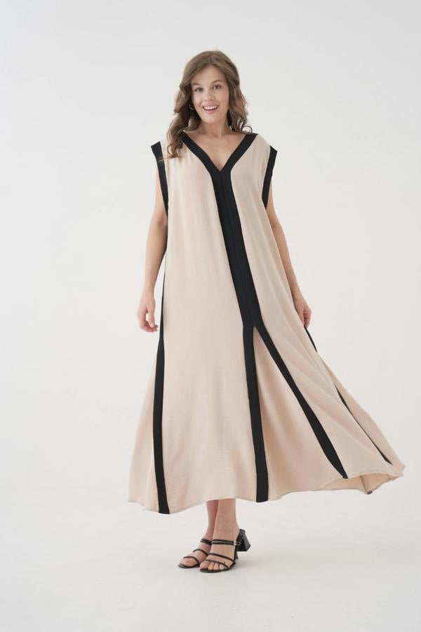 Hoxton Gal Oversize Sleeveless V-Neck Colorblock Maxi Dress in Beige and Black