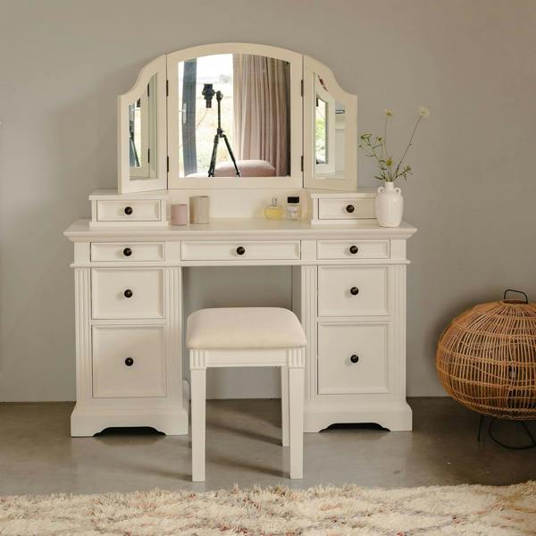 Gainsborough Dressing Table Set. Pedestal Dressing Table, Extension Drawers, Mirror