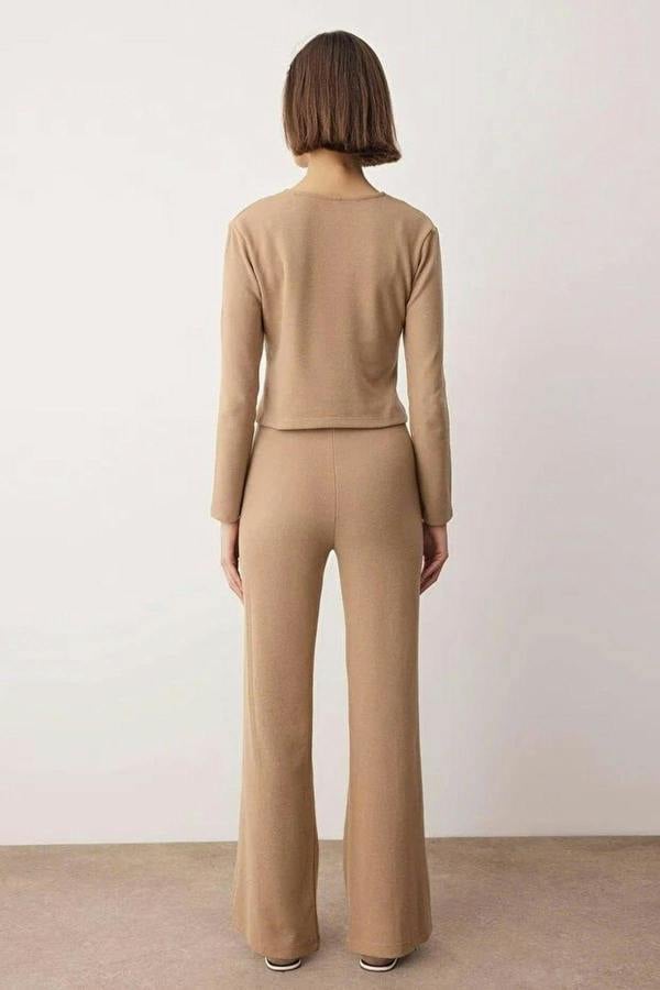 WOVCOR 2-Piece Fitted Flexible Knit Top and Bottom Set