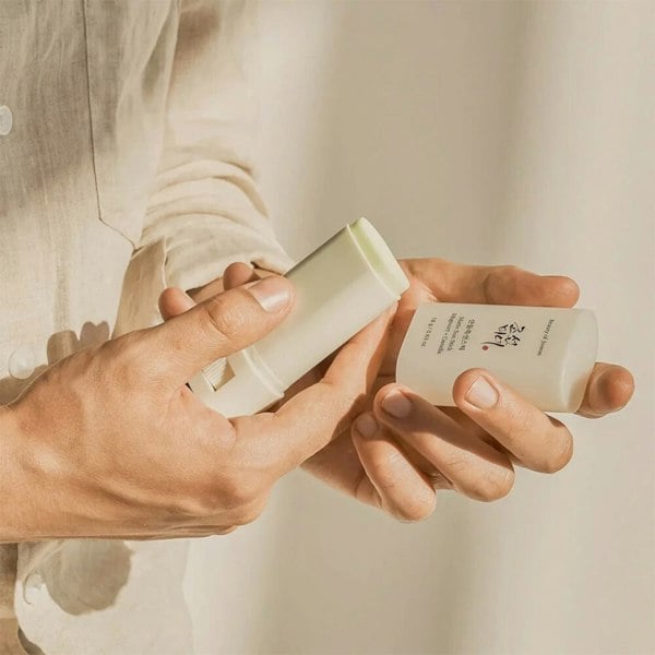 Beauty of Joseon Matte Sun Stick: Mugwort + Camellia