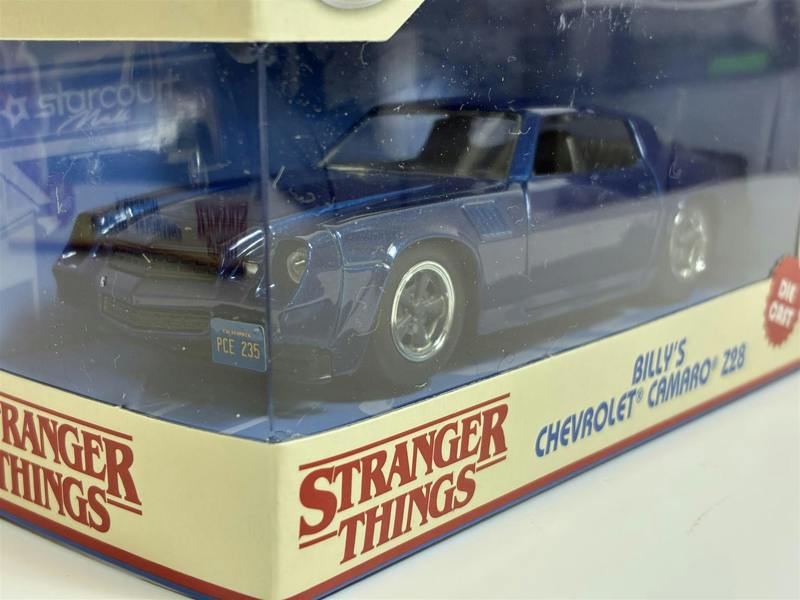 MCSlots Stranger Things Billys Chevy Camaro Z28 1:32 Scale Jada 253252005