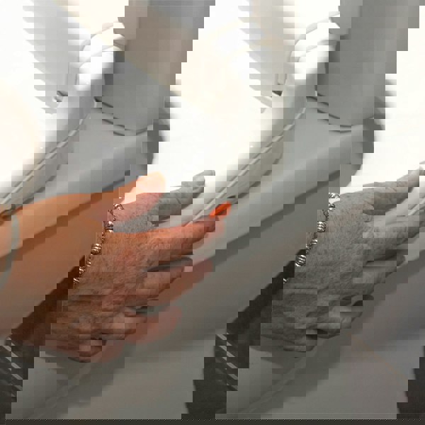 Aidapt Toilet Seat with Bidet Cleaning featuring a Warm Air Dryer Night Light and Heated Seat Round