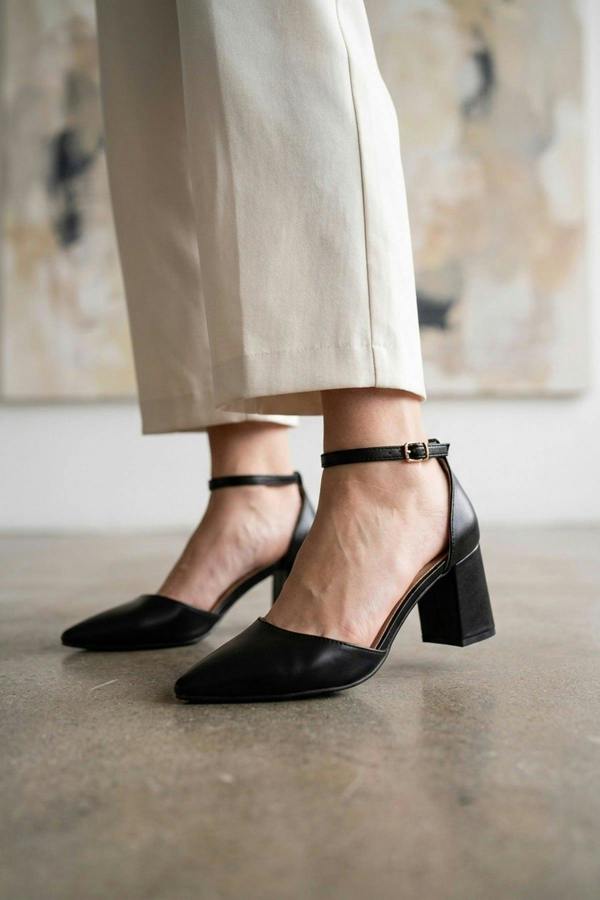 Saoirse Pointed Toe Ankle Strap Heels - Black