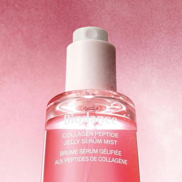 Unique jelly-to-mist texture of Biodance Collagen Serum Mist – Fine, non-sticky micro-drop spray that sets into a moisture film at Atelier De Glow UK.
