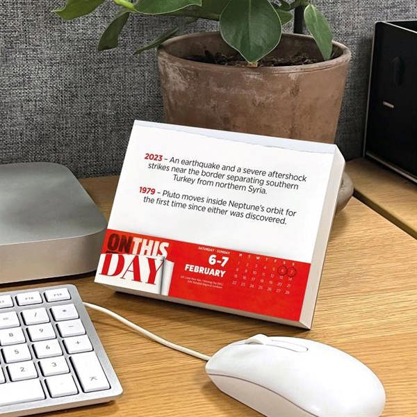 On This Day Desk Calendar 2027, Desk Calendars, Day To View, History & Literature, Gift