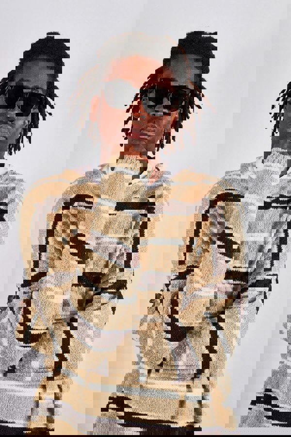 SVNX Classic Rounded Wayfarer Style Sunglasses