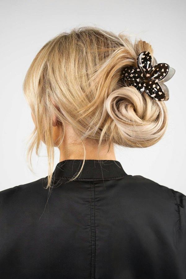 Jenaya Flower Shaped Printed Hair Claw Clip - Black