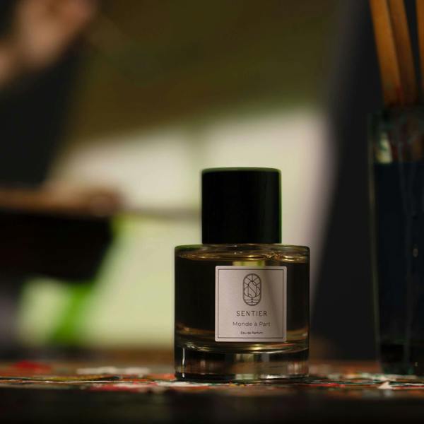 Sentier Monde À Part Eau de Parfum Spray 100ml - Additional 4