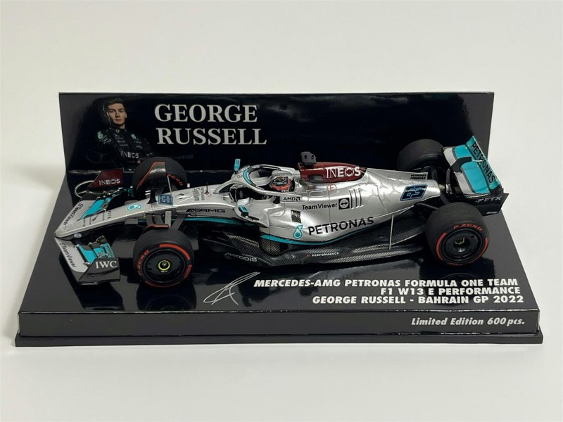 Minichamps George Russell #63 Mercedes F1 Team Bahrain GP 2022 1:43 Scale 417220163