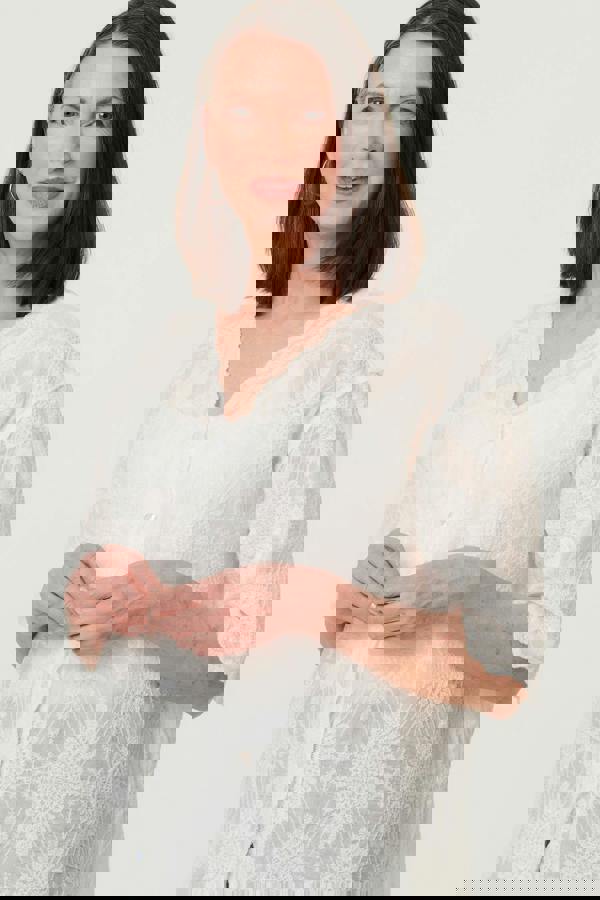 White | Embroidered Lace 1/2 Sleeve Shirt