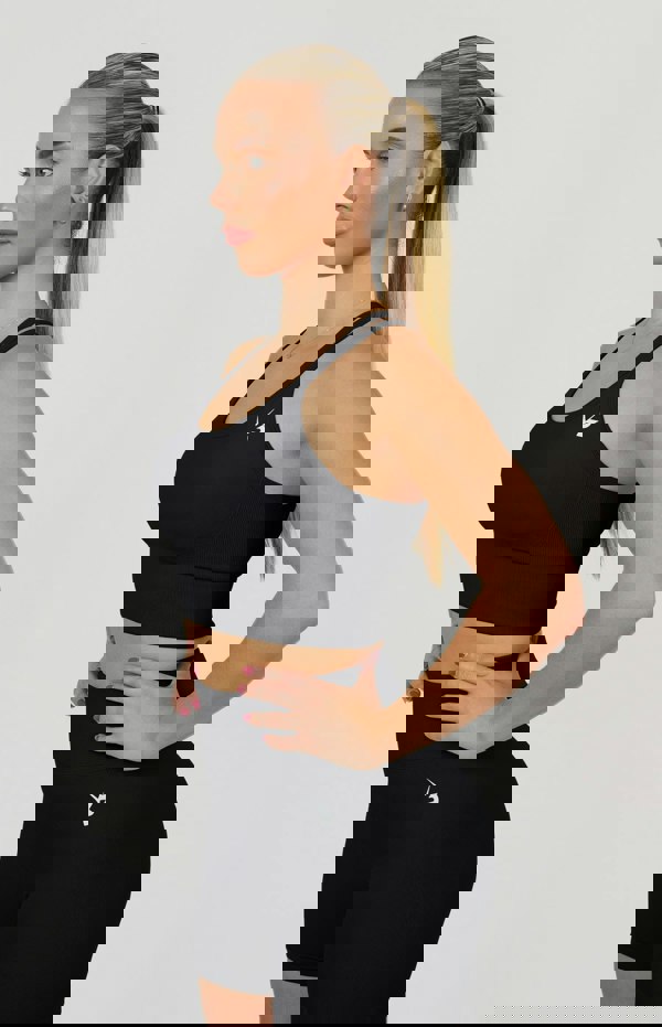 V3 Apparel Form Seamless Strappy Sports Bra - Black