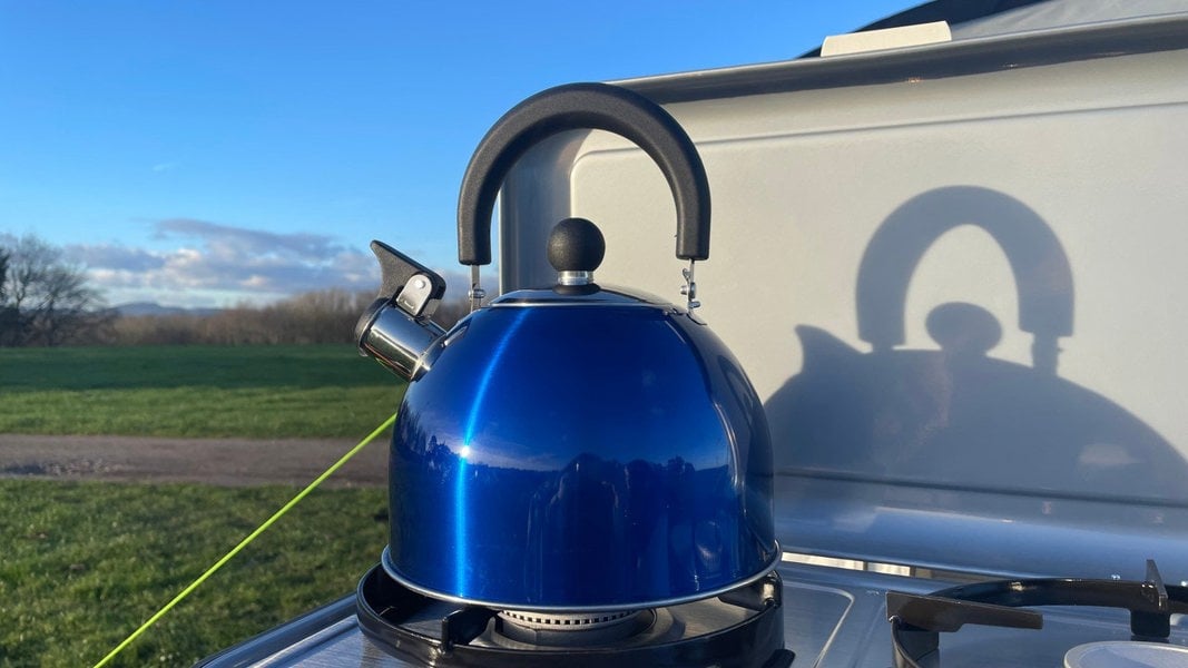 2 Litre Stainless Steel Whistling Kettle (Blue) OLPRO