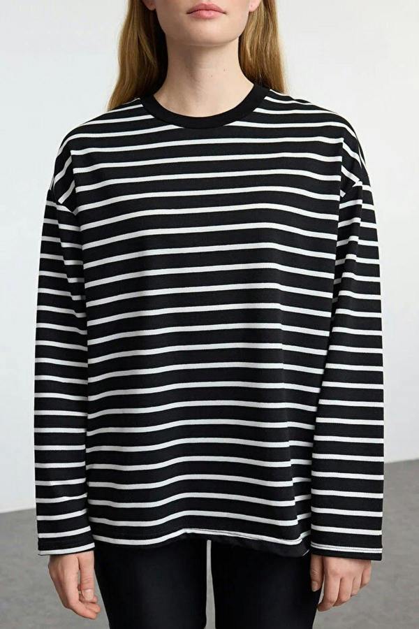 WOVCOR Striped Crew Neck Thin Knit Sweatshirt