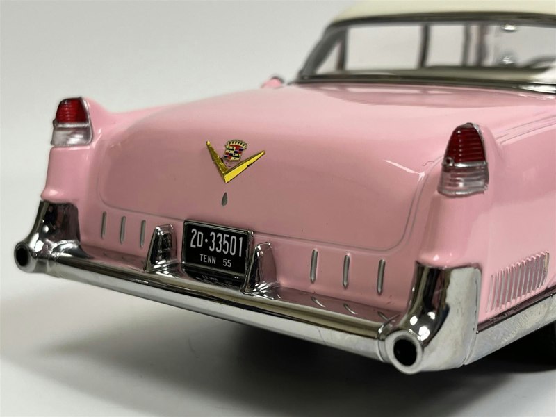 Greenlight Elvis 1955 Cadillac Fleetwood Series 60 1:18 Greenlight 12950