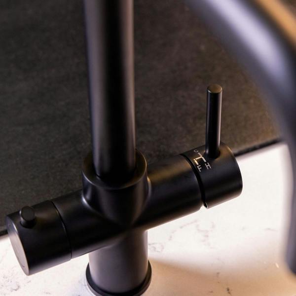 Flode Kyld 4 in 1 Instant Boiling & Cold Water Tap with Filtered Chilled Water | Matt Black Finish