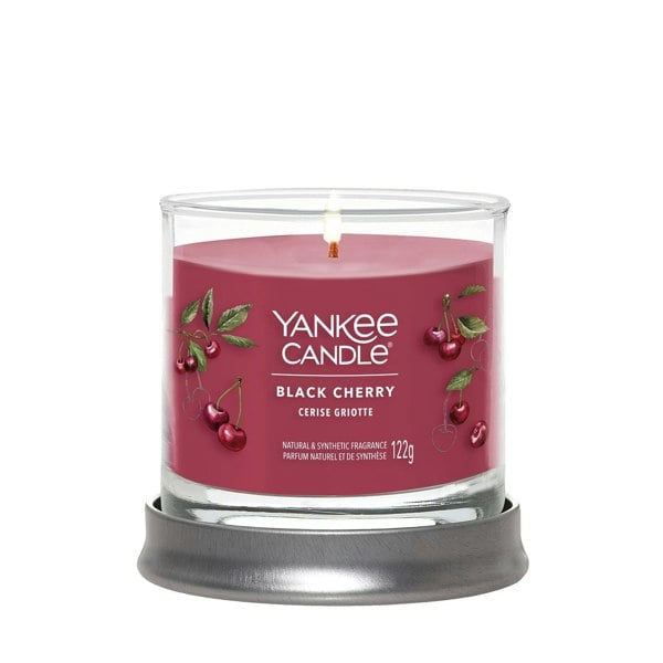 Yankee-[1744738E]-Black-Cherry-1.jpg