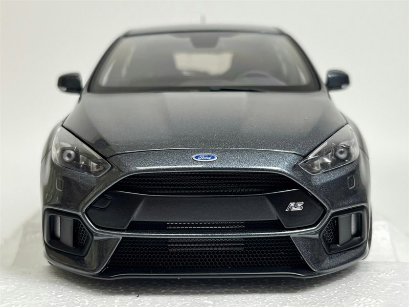 Auto Art Ford Focus RS 2016 Stealth Grey 1:18 Scale Autoart 72954