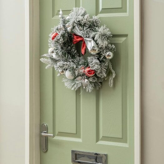 Samuel Alexander 40cm Lapland Decorated Christmas Wreath with Bow and Baubles