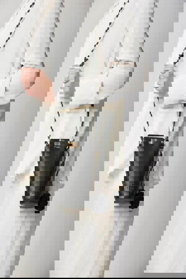 Adina Phonebag Black