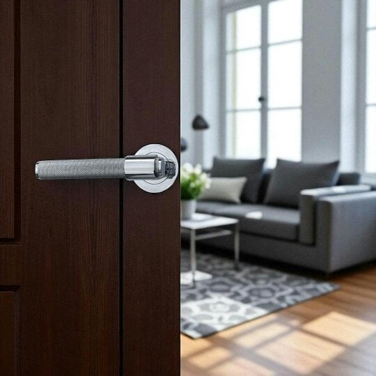EDH Door Hardware Polished Chrome Knurled Door Handles on Round Rose – Modern Internal Lever Handle