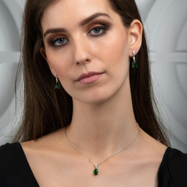 Sterling Silver Green Teardrop Pendant Necklace For Women - namana.london