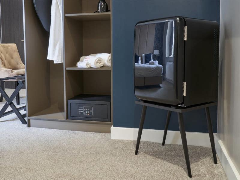 Corby Radley 40L Solid Door Minibar in Black - UK Plug