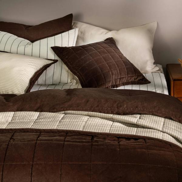 Soak&Sleep Chocolate Velvet Cotton Bedspread and Cushion Bundle