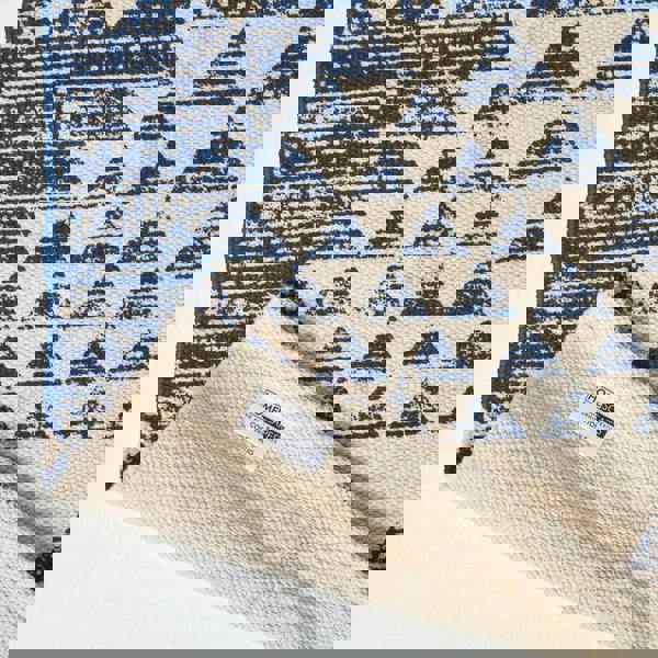 HOMESCAPES Delphi Geometric Style 100% Cotton Printed Rug