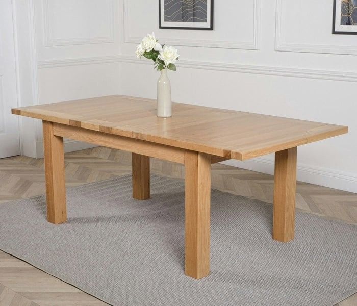 That's Furniture Seattle 150 - 210cm Oak Extendable Dining Table