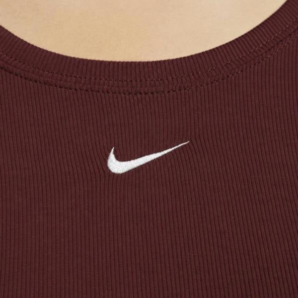 Nike Tight Scoop-Back Short-Sleeve Mini-Rib Burgundy Top
