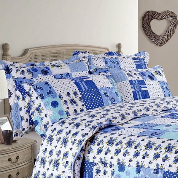 Velosso Stitch Trail Patchwork Cotton Blend Quilted Bedspread Set