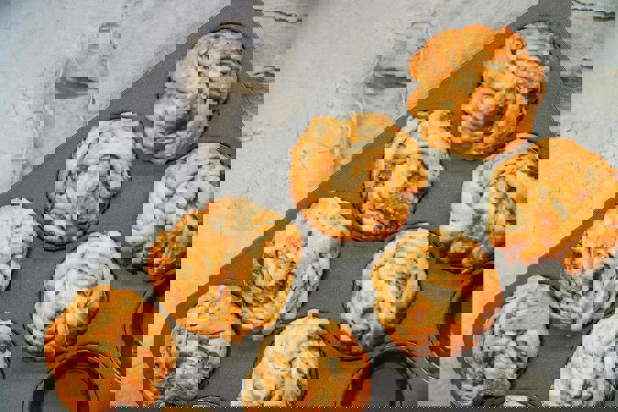 MasterClass Non-Stick 12 Hole Deep Baking Pan