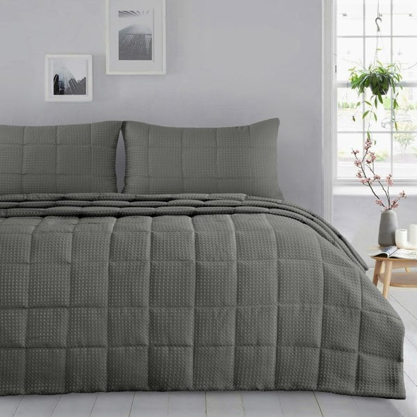 Intimates Waffle Weave Luxury Bedspread Set