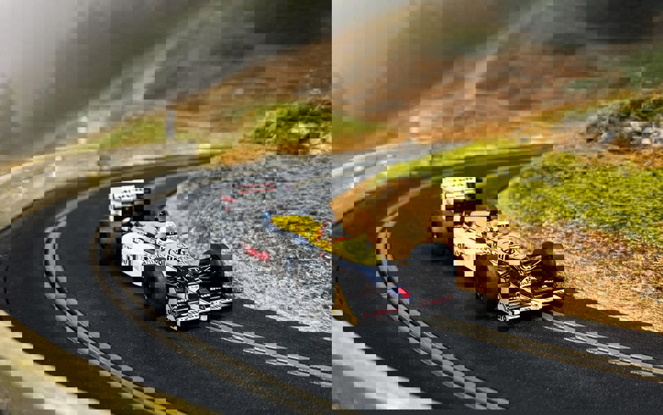 Scalextric Williams FW11B 1987 British Grand Prix Nigel Mansell Single Seater 1:32 Scalextric C4508