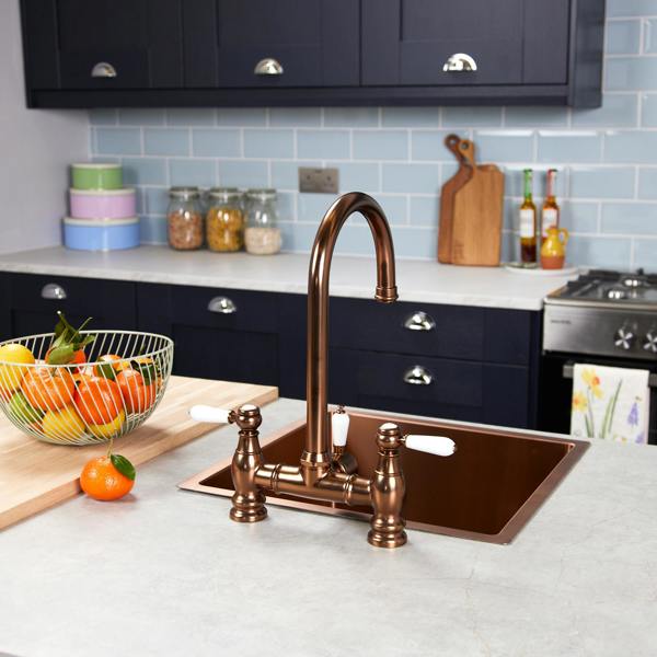 Flode klas | Traditional Bridge Style 3 in 1 Instant Boiling Tap | White Ceramic Levers | Brushed Copper Finish