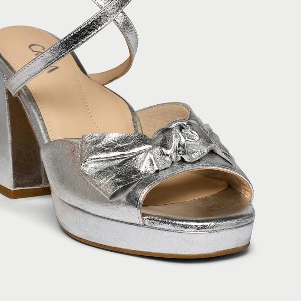 Calla Daisy - High-Shine Silver Metallic Block Heels