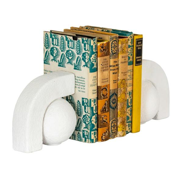 Hill Interiors Ashen Ceramic Book Ends - White - 