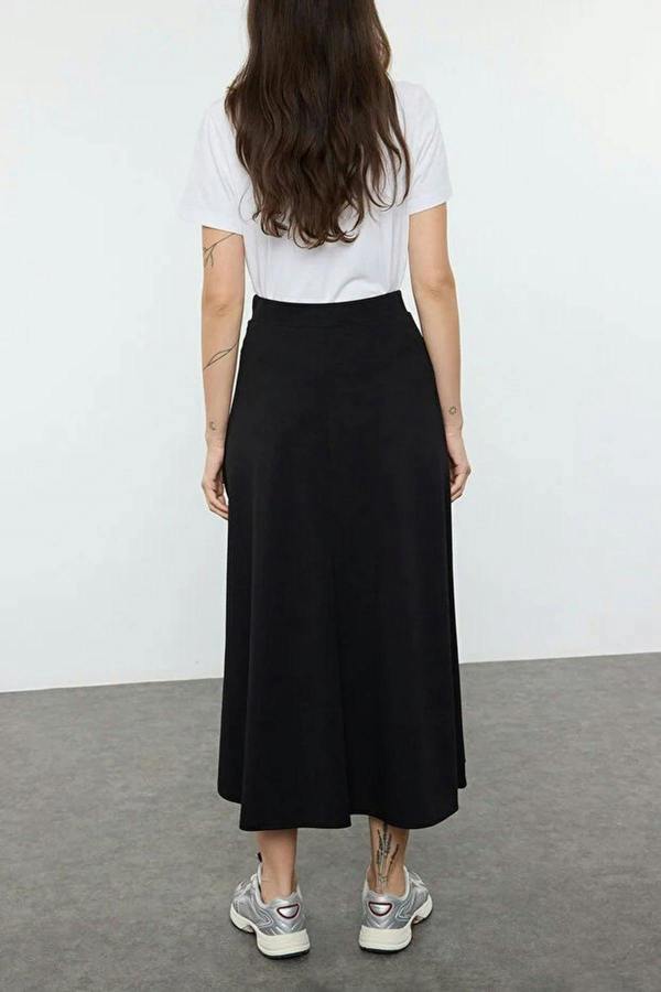 WOVCOR Crepe Flared Long Knit Skirt