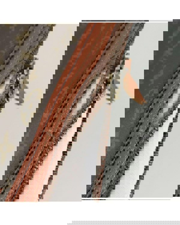 210251583.jpg