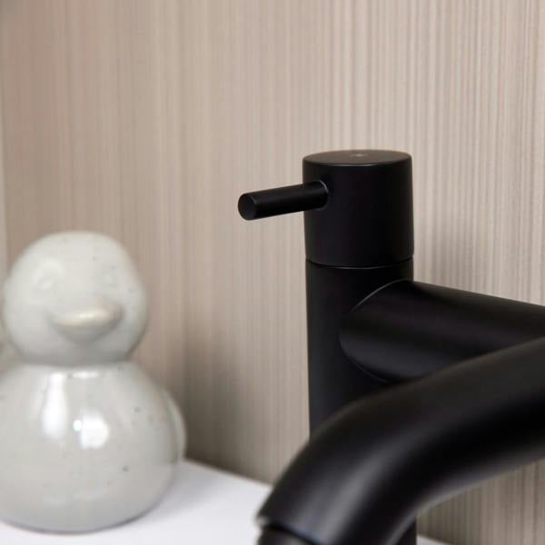 Flode Kumla | Bath Filler | Matt Black
