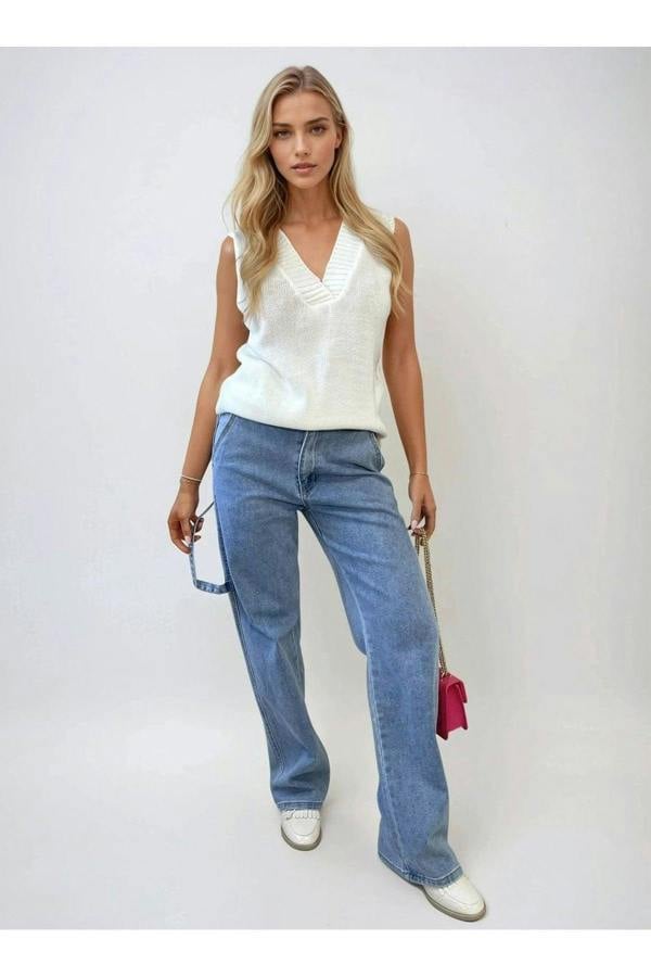 Margaret Loose Straight Leg Jeans - Denim
